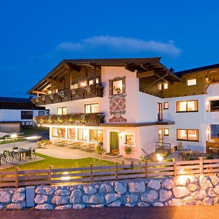 Landhotel Foehrenhof אלמאו מראה חיצוני תמונה