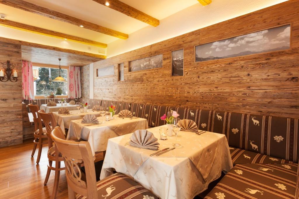 Landhotel Foehrenhof אלמאו מראה חיצוני תמונה