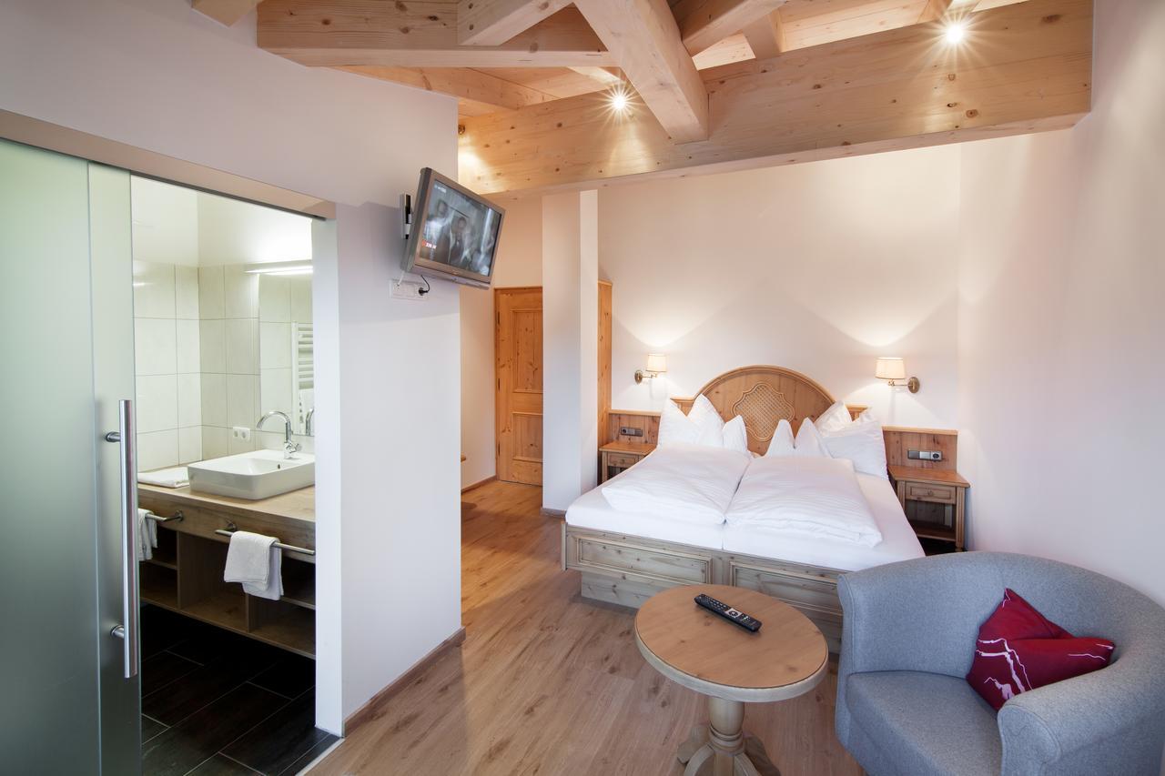 Landhotel Foehrenhof אלמאו מראה חיצוני תמונה