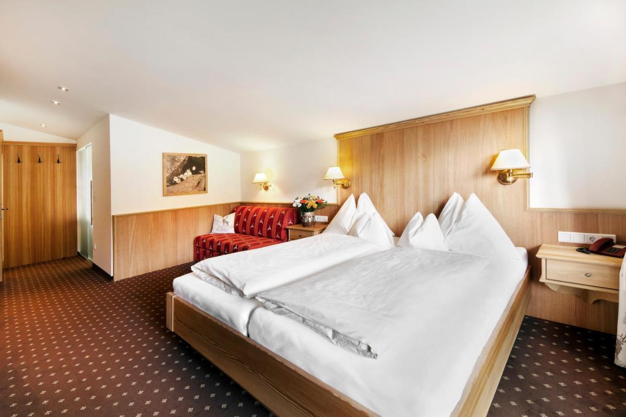 Landhotel Foehrenhof אלמאו מראה חיצוני תמונה